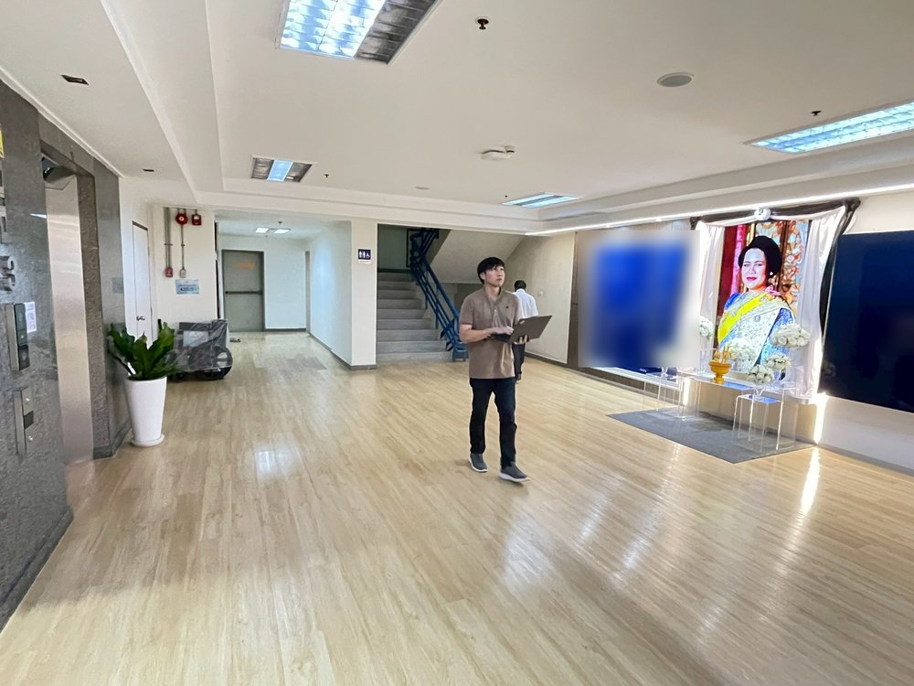 สำรวจสัญญาณ Wi-Fi บริเวณโถงทางเดิน